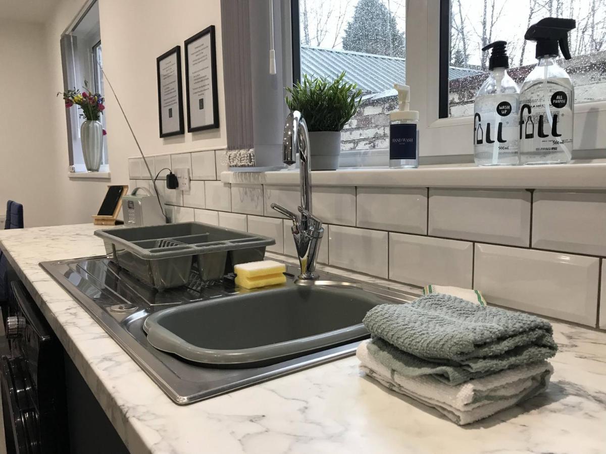 Stylish Modern 3-Bed House Nr Manchester City Ctr Whitefield Eksteriør bilde