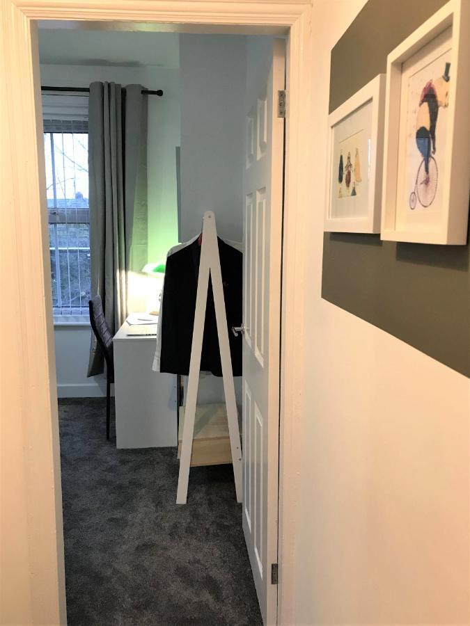 Stylish Modern 3-Bed House Nr Manchester City Ctr Whitefield Eksteriør bilde