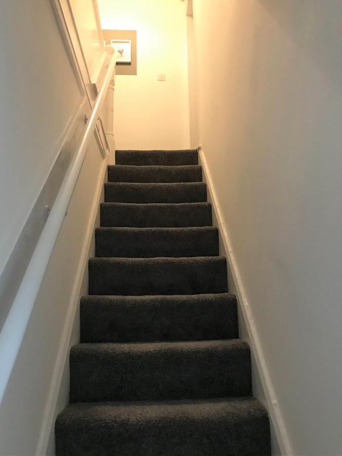 Stylish Modern 3-Bed House Nr Manchester City Ctr Whitefield Eksteriør bilde