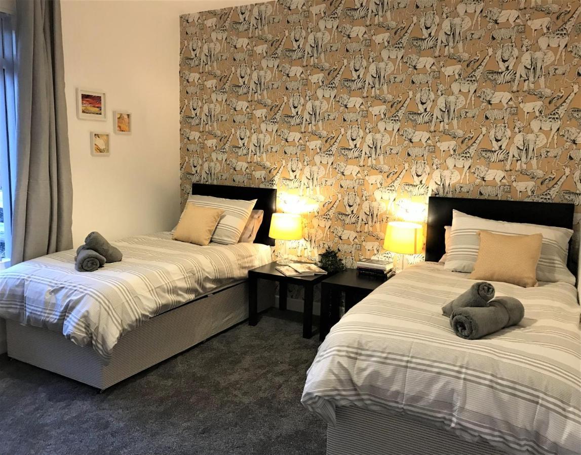 Stylish Modern 3-Bed House Nr Manchester City Ctr Whitefield Eksteriør bilde
