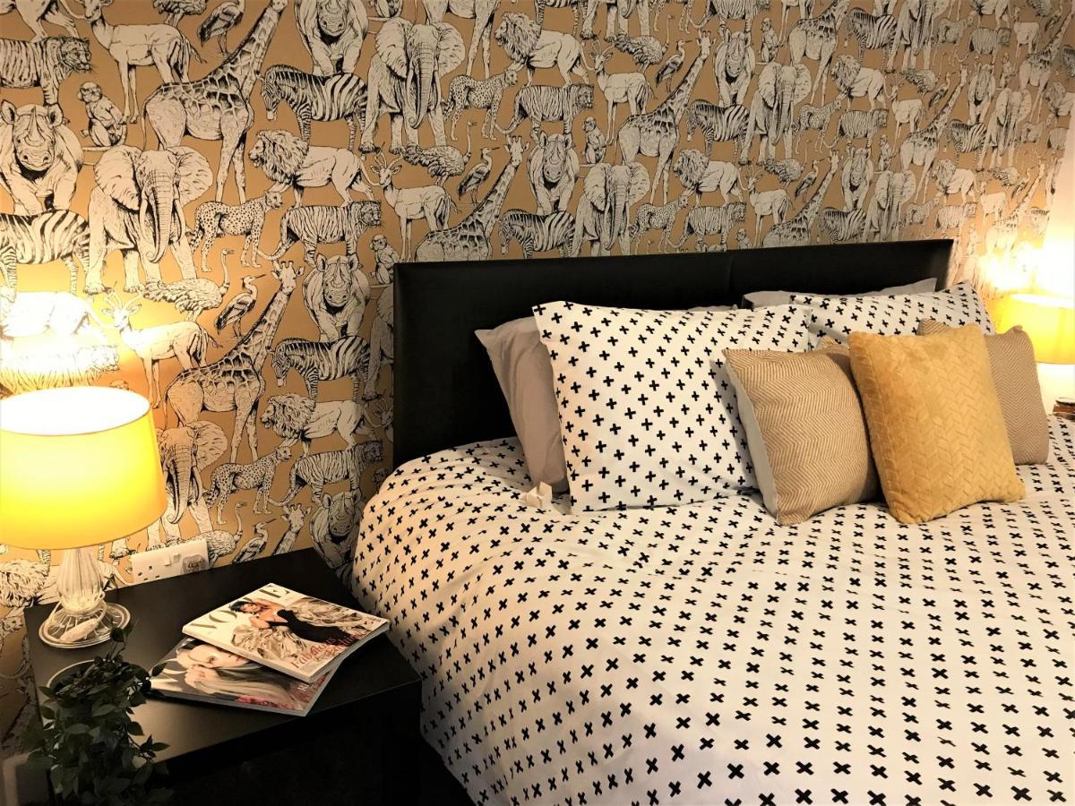 Stylish Modern 3-Bed House Nr Manchester City Ctr Whitefield Eksteriør bilde