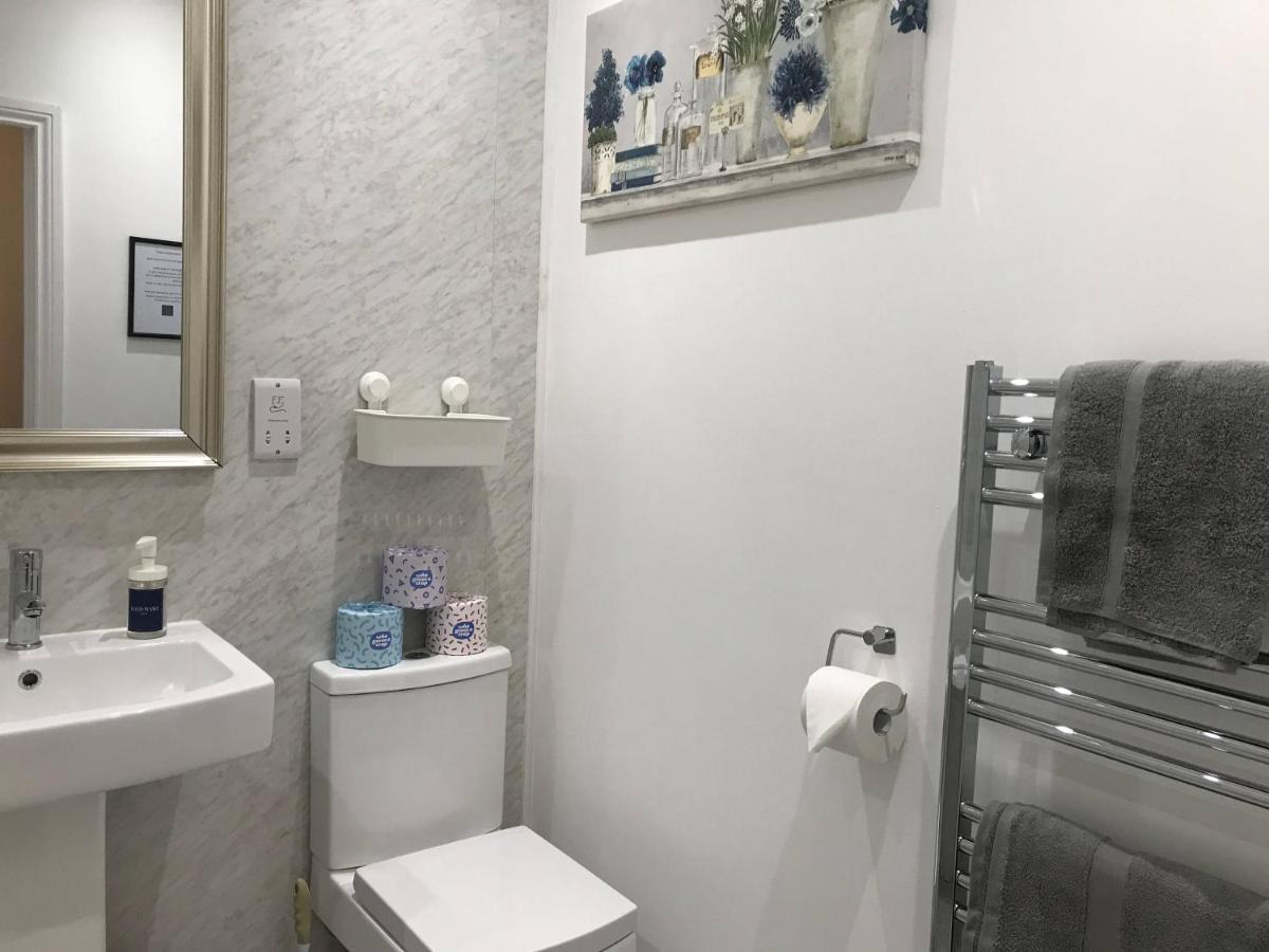 Stylish Modern 3-Bed House Nr Manchester City Ctr Whitefield Eksteriør bilde
